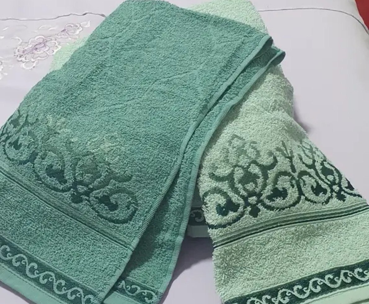 PARA LARGAR MOLHADA EM CIMA DA CAMA